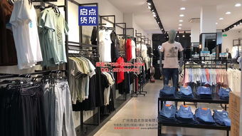 型格收納 快時尚男裝鐵木貨架實拍圖賞與零售新思路